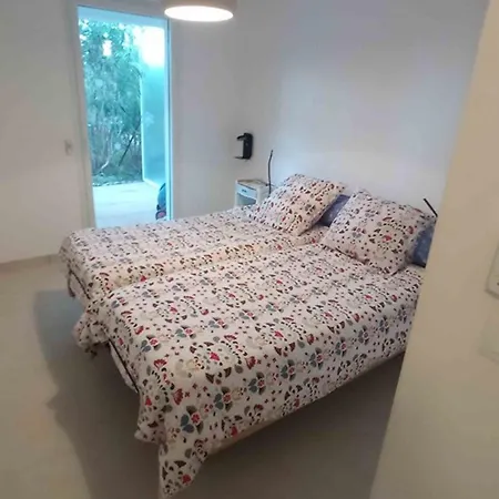 아파트 T2 Climatise Avec Piscine, Wifi, Terrasse Et Jardin Au Port De - Fr-1-335-194
