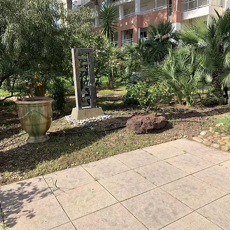 Lejlighed T2 Climatise Avec Piscine, Wifi, Terrasse Et Jardin Au Port De - Fr-1-335-194 Hyères